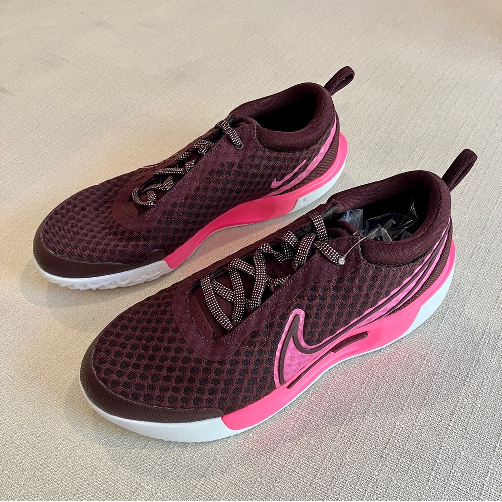 NEW Nike Women's Court Zoom Pro Tennis Shoes